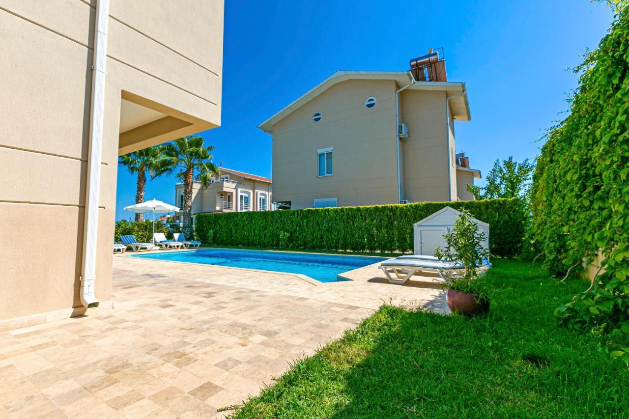 Paradise Town Villa Beltania Belek Esterno foto