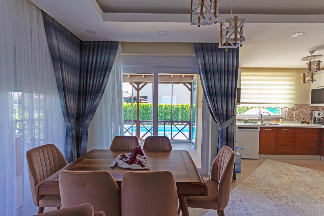 Paradise Town Villa Beltania Belek Esterno foto